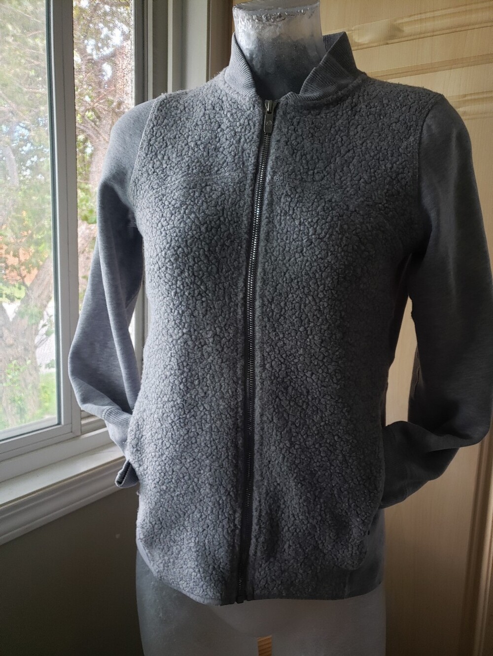 lululemon Stand Out Sherpa Wool Blend Light Gray Teddy Jacket